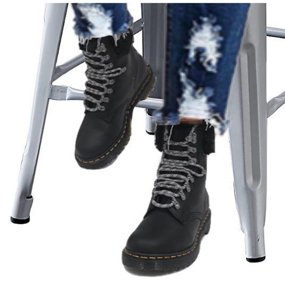 Dr. Martens 1460 Serena Leather Collar Faux Fur Lined Hiker Booties Size 11 BNIB - Picture 8 of 8